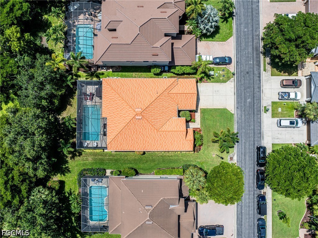 3 Bed Pool Home for Sale in Stoneybrook, photo 46