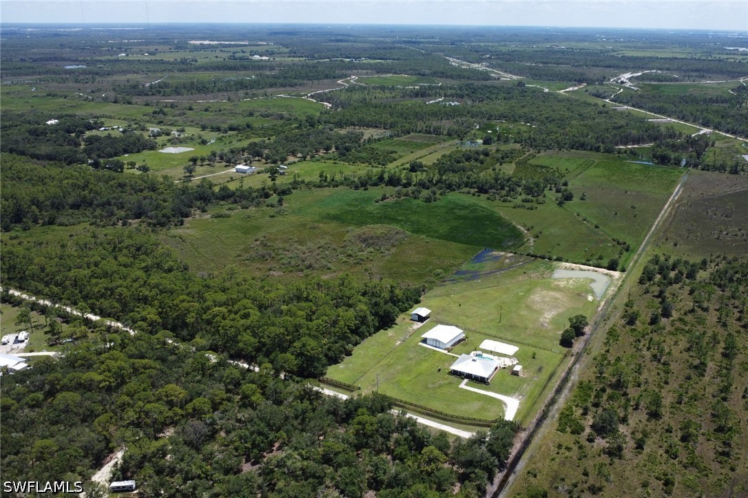 2 Bed Pool Home for Sale in Acreage, photo 46
