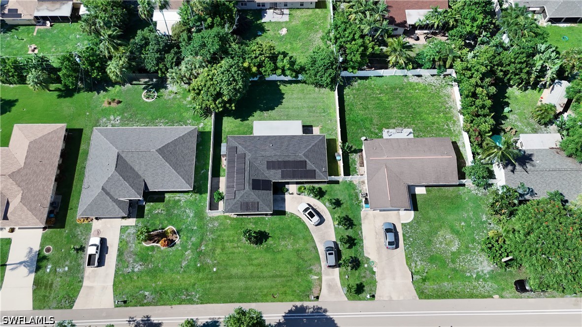 3 Bed SingleFamilyResidence for Sale in Cape Coral, photo 46