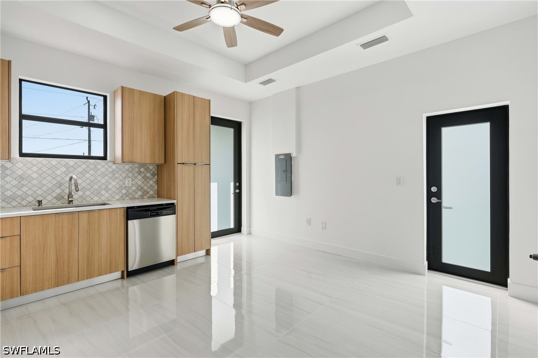 4 Bed Waterfront Home for Sale in Lehigh Acres, photo 46