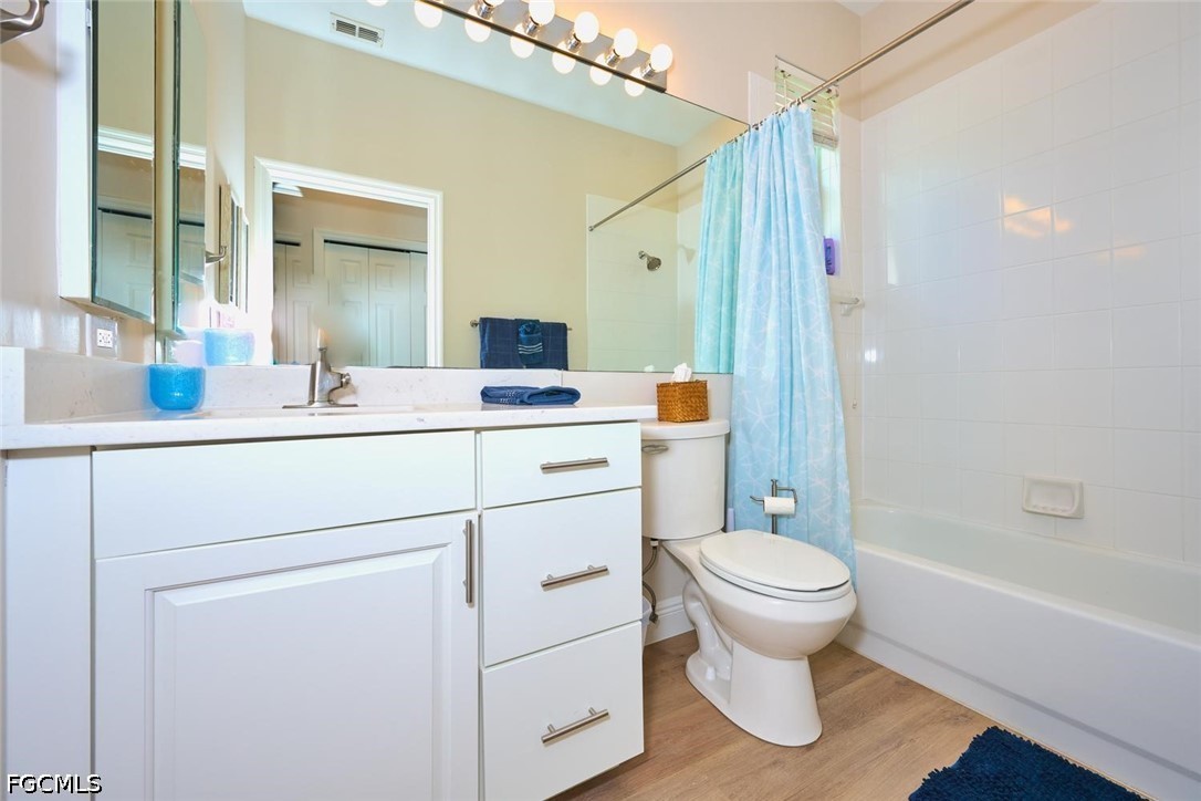 2 Bed Waterfront Home for Sale in Fort Myers, photo 46