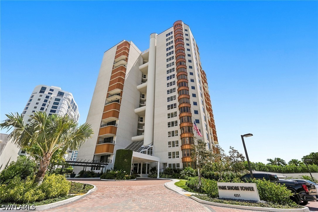 2 Bed Waterfront Home for Sale in Naples, photo 46