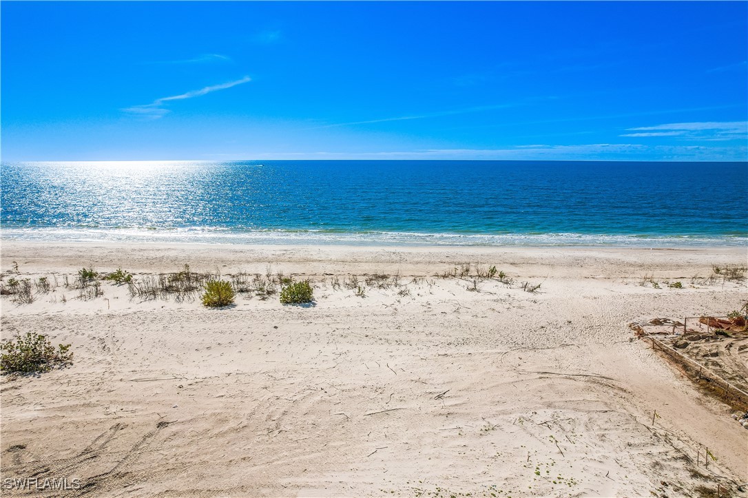 2 Bed Waterfront Home for Sale in The Palms Of Bay Beach, FL — photo 47