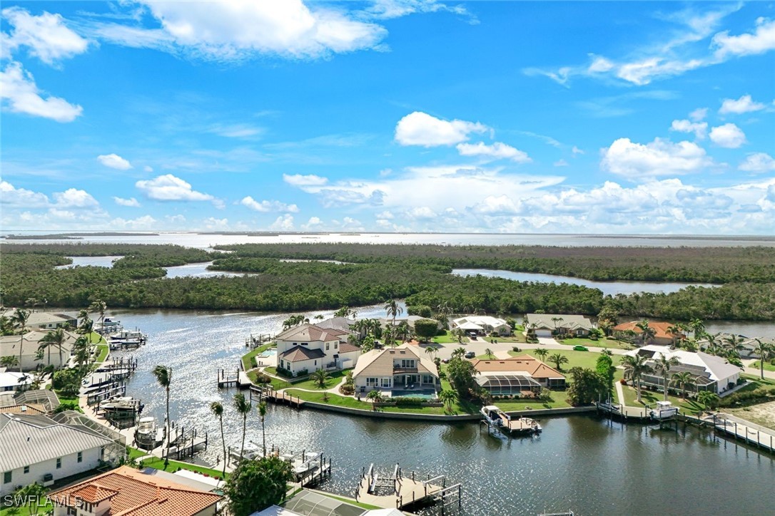 4 Bed Pool Home for Sale in Palm Acres, photo 47