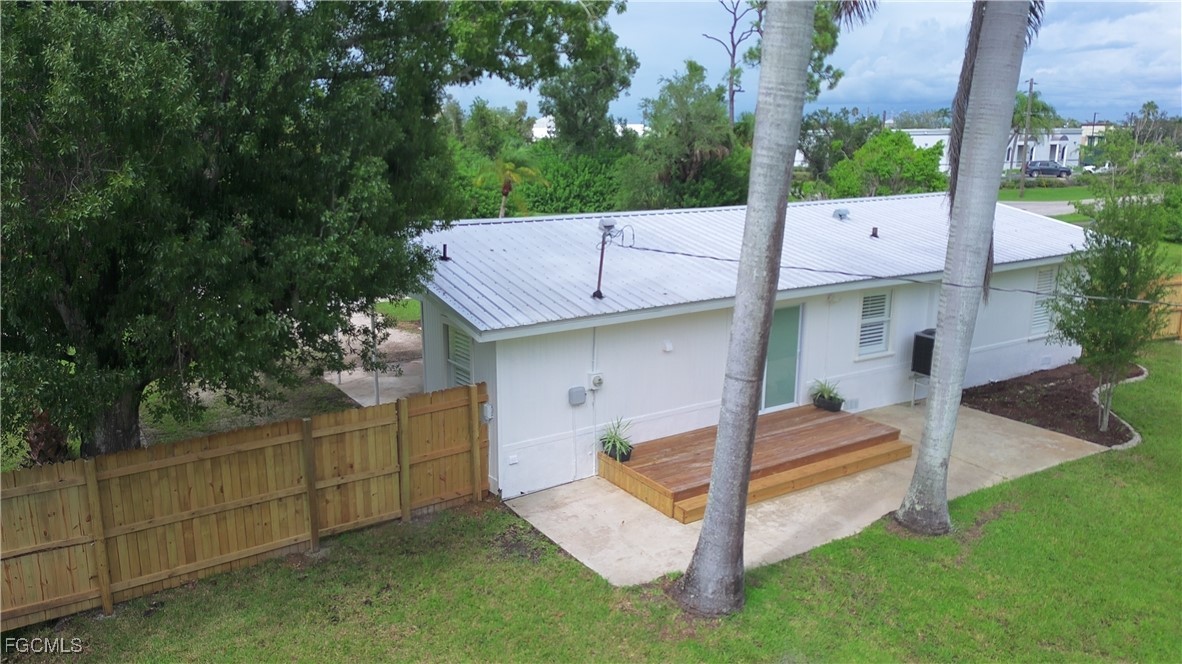 3 Bed SingleFamilyResidence for Sale in Punta Gorda, FL — photo 47