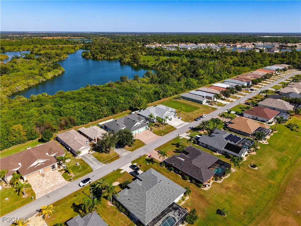 3 Bed Attached for Sale in Lake Pembroke, FL, $275,832 — photo 47