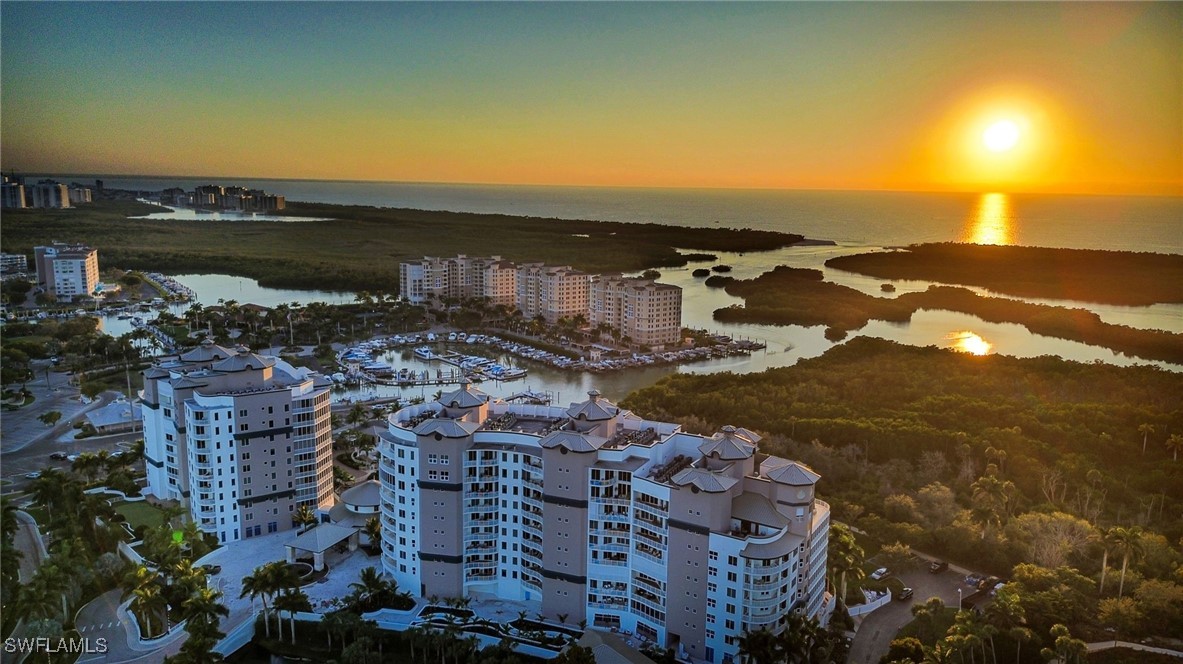 3 Bed Waterfront Home for Sale in Aqua, photo 47