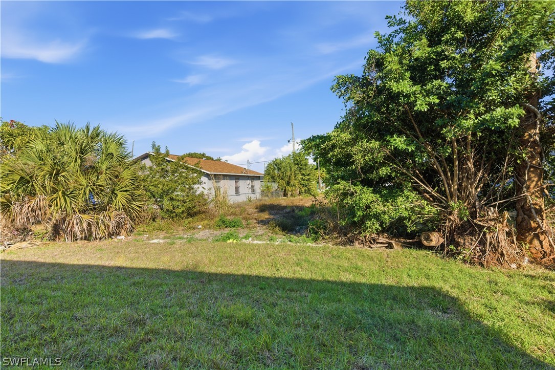 3 Bed SingleFamilyResidence for Sale in Fort Myers, FL — photo 47