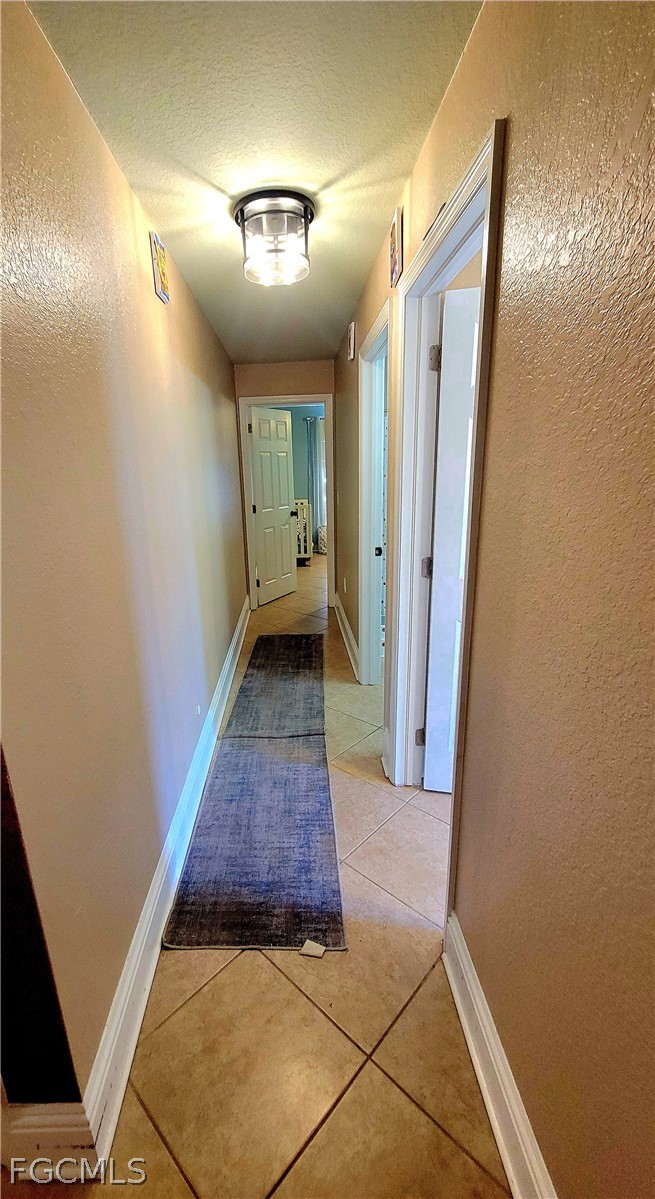 4 Bed SingleFamilyResidence for Sale in Lehigh Acres, photo 47
