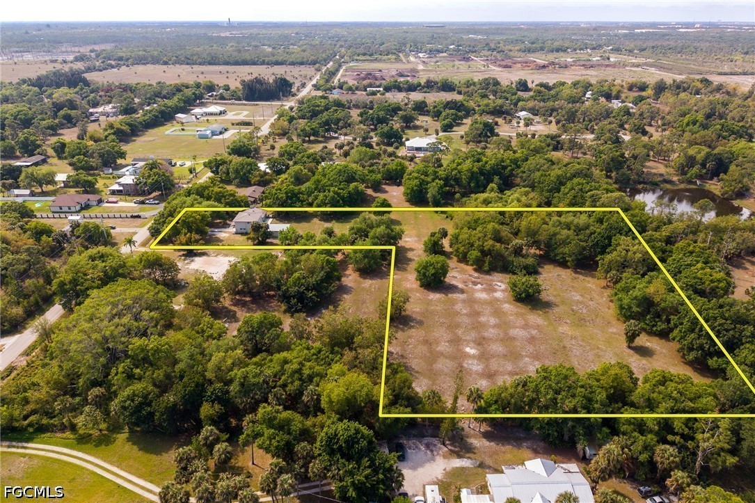 4 Bed SingleFamilyResidence for Sale in Buckingham, FL — photo 47