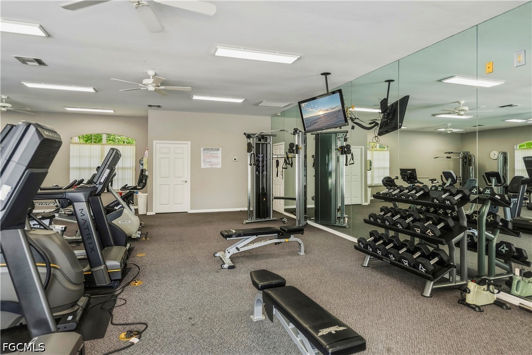 3 Bed SingleFamilyResidence for Sale in Fort Myers, photo 47