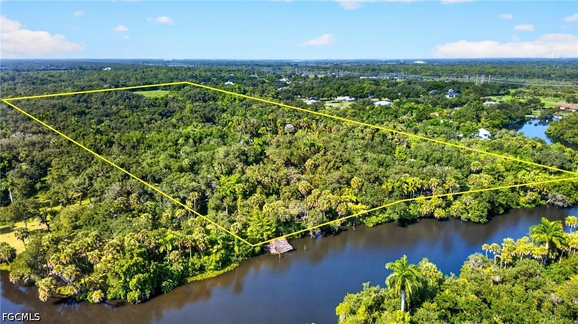 3 Bed Waterfront Home for Sale in Buckingham, photo 47