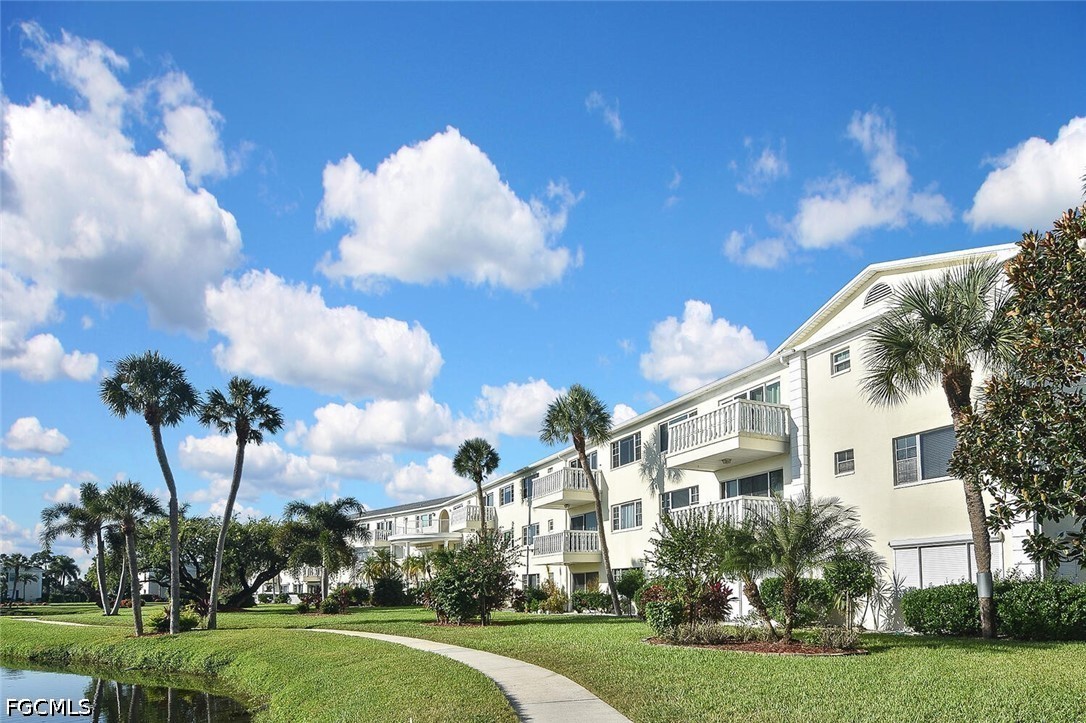 2 Bed Waterfront Home for Sale in Fort Myers, photo 47
