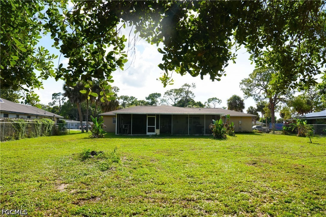 2 Bed SingleFamilyResidence for Sale in Lehigh Acres, photo 47