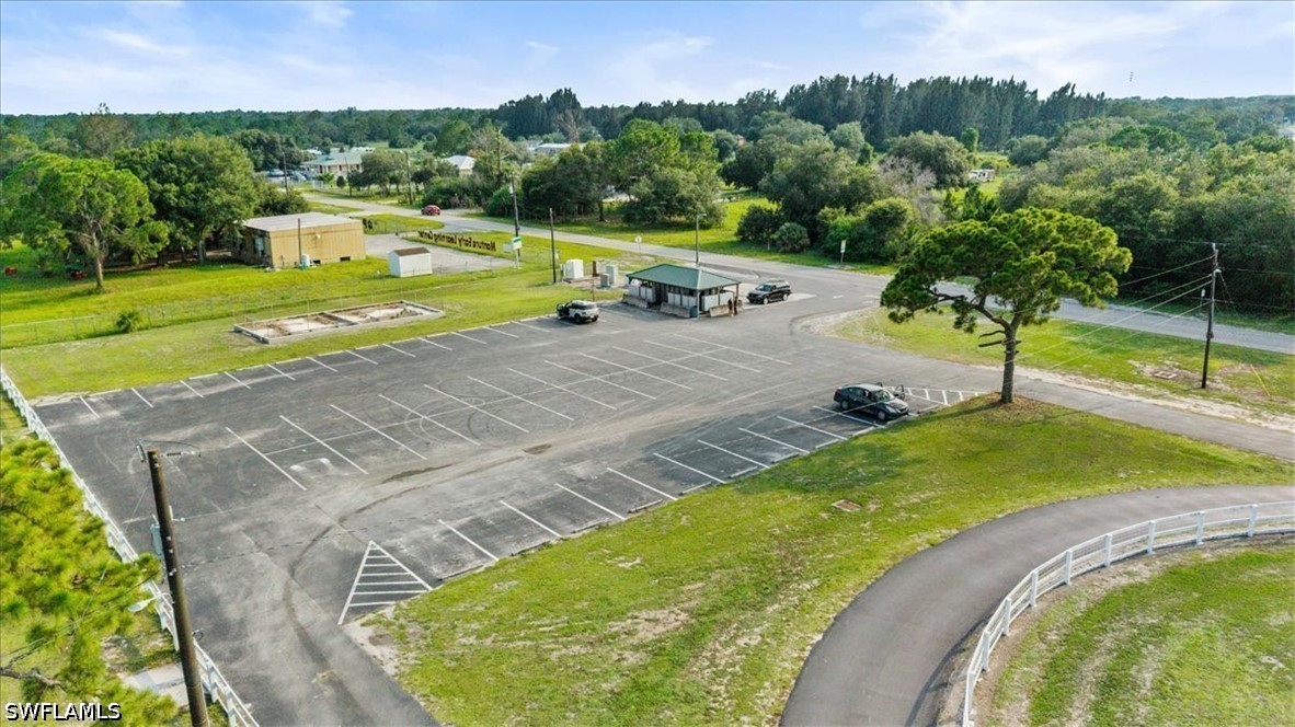 2 Bed SingleFamilyResidence for Sale in Clewiston, FL — photo 47
