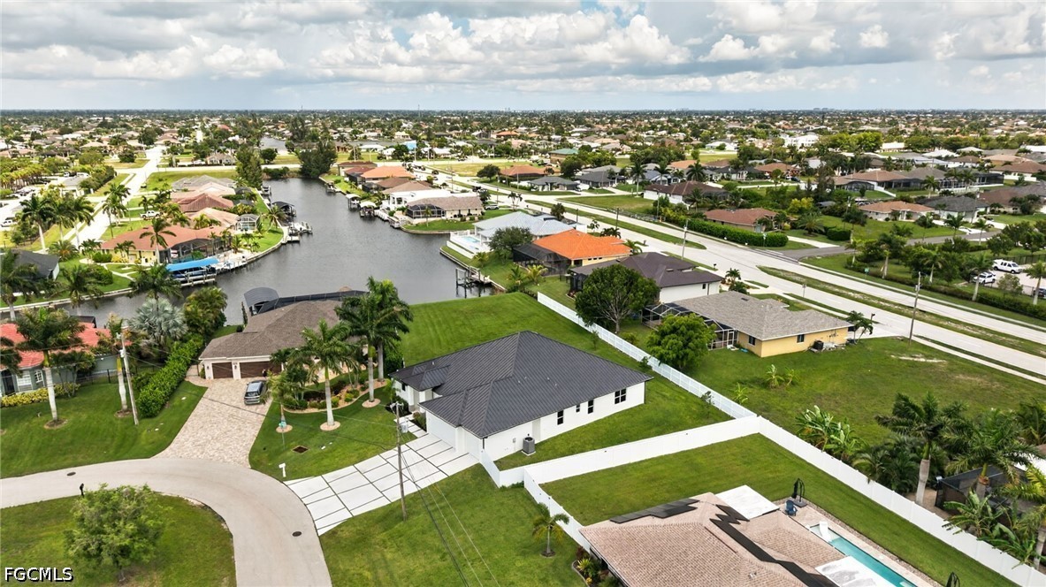 4 Bed Waterfront Home for Sale in Cape Coral, photo 47