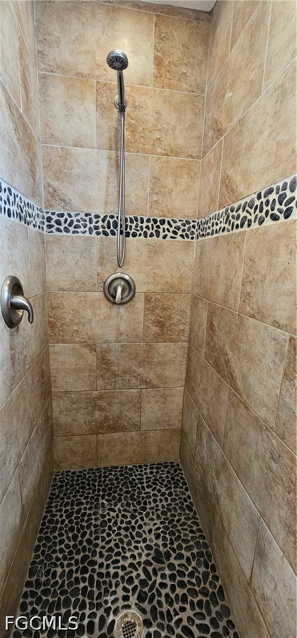 3 Bed Waterfront Home for Sale in Cape Coral, photo 47