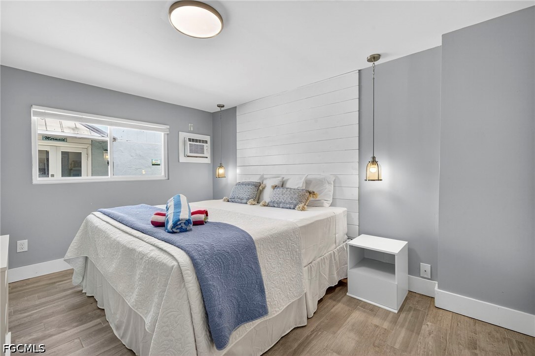 6 Bed Quadruplex for Sale in Seagrape, photo 47