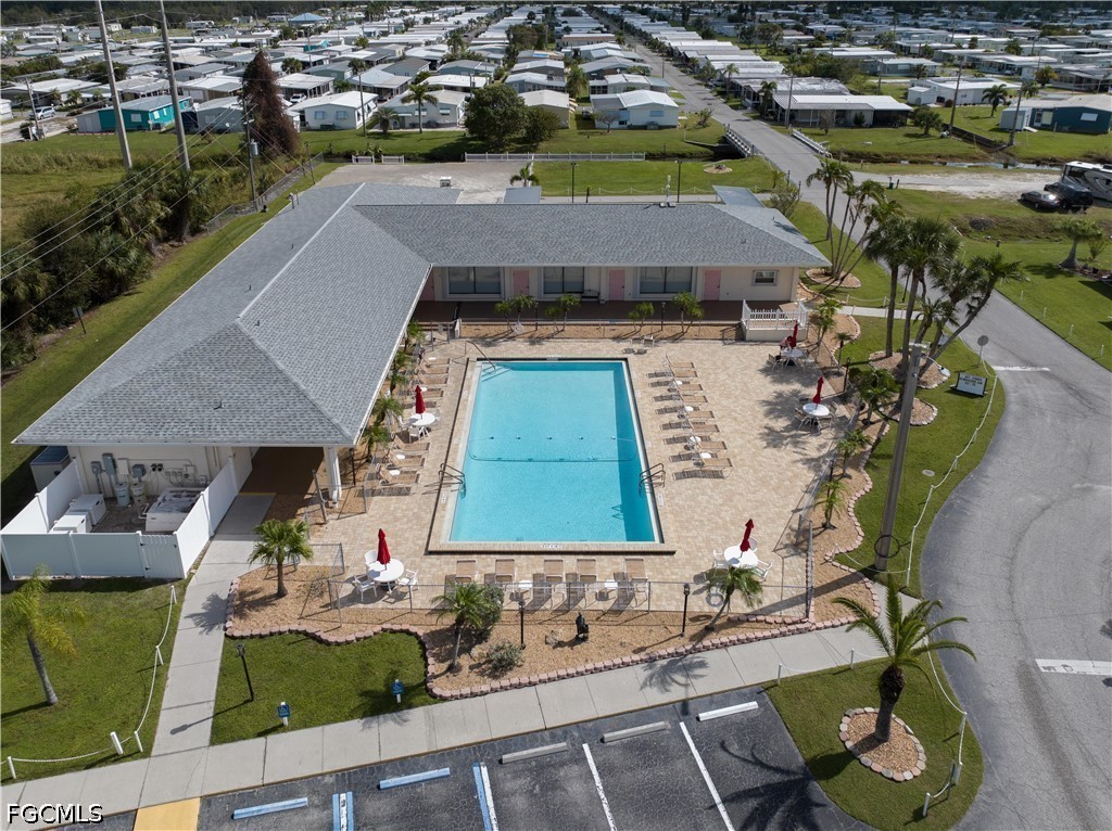 2 Bed ManufacturedHome for Sale in Tamiami Village, photo 47