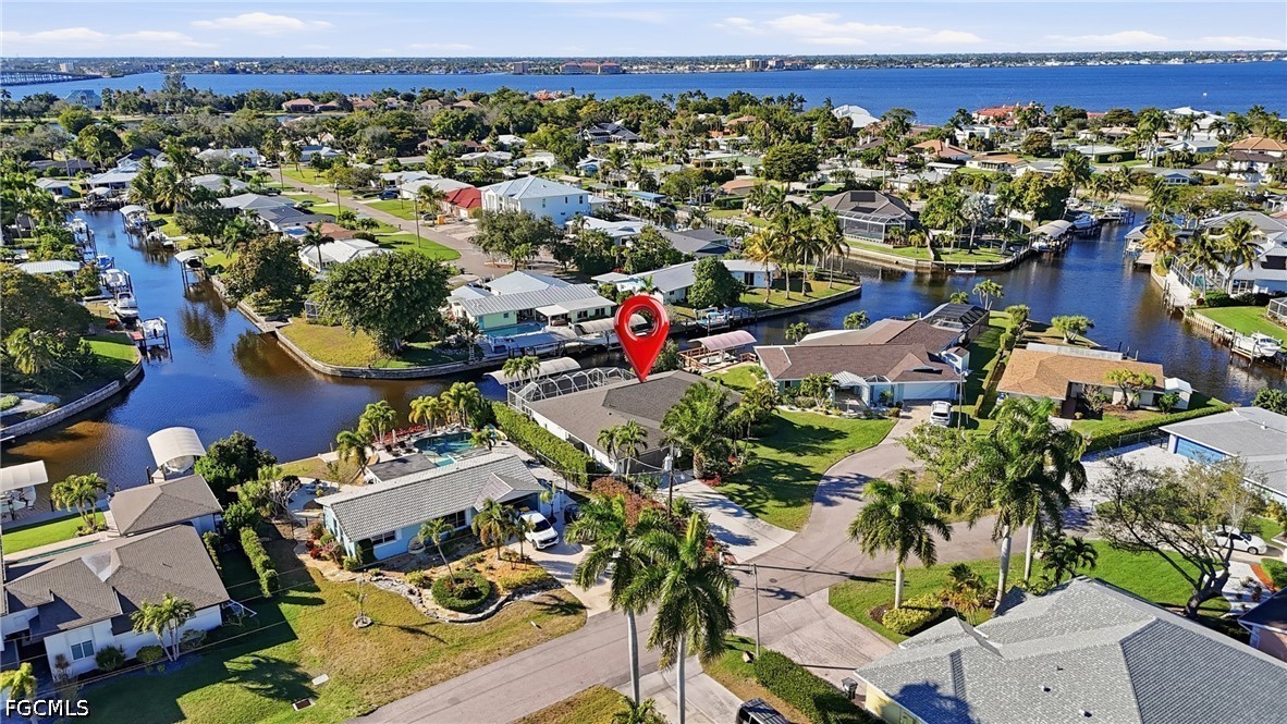 3 Bed Pool Home for Sale in Mcgregor Isles, photo 47