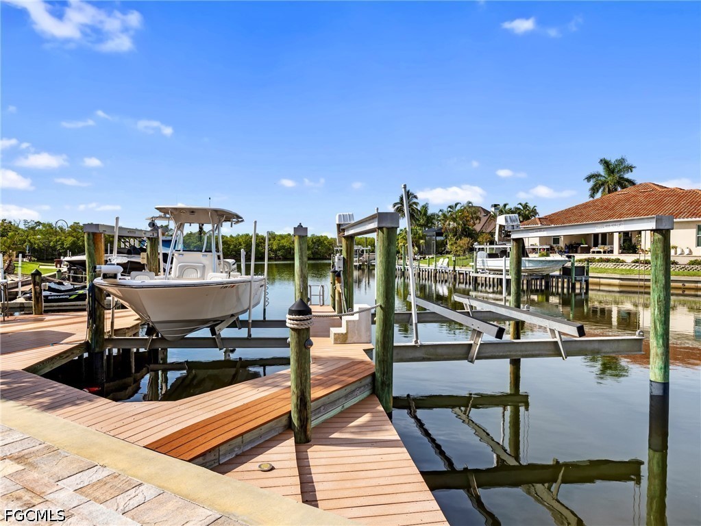 3 Bed Pool Home for Sale in Palm Acres, photo 47
