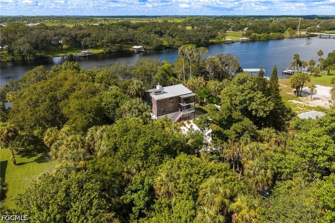 4 Bed Waterfront Home for Sale in Labelle, photo 47