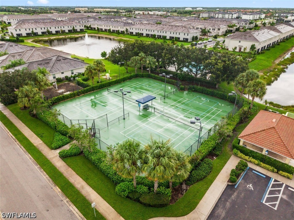 2 Bed Attached for Sale in Naples, photo 47
