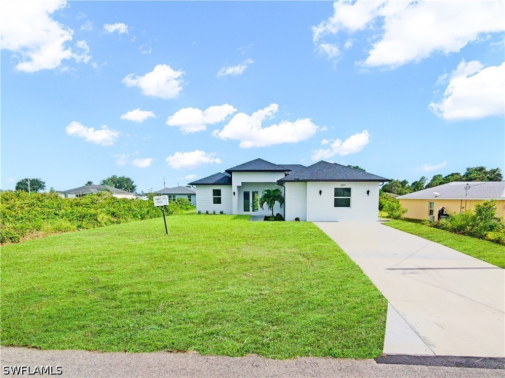 4 Bed SingleFamilyResidence for Sale in Lehigh Acres, photo 47