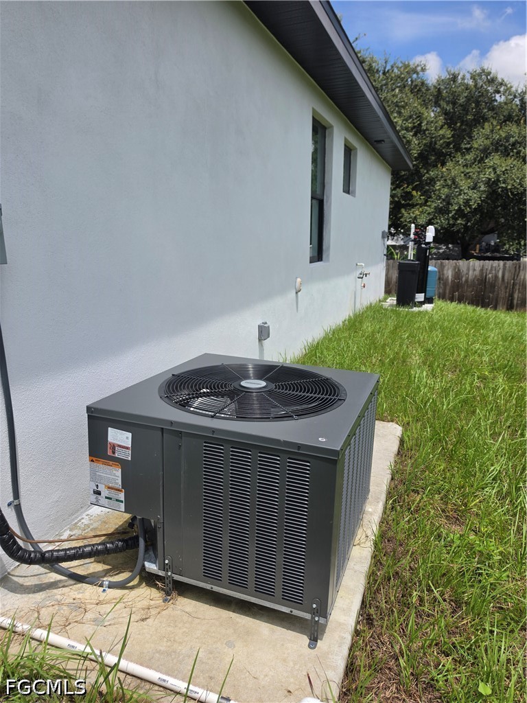 3 Bed SingleFamilyResidence for Sale in Lehigh Acres, photo 47