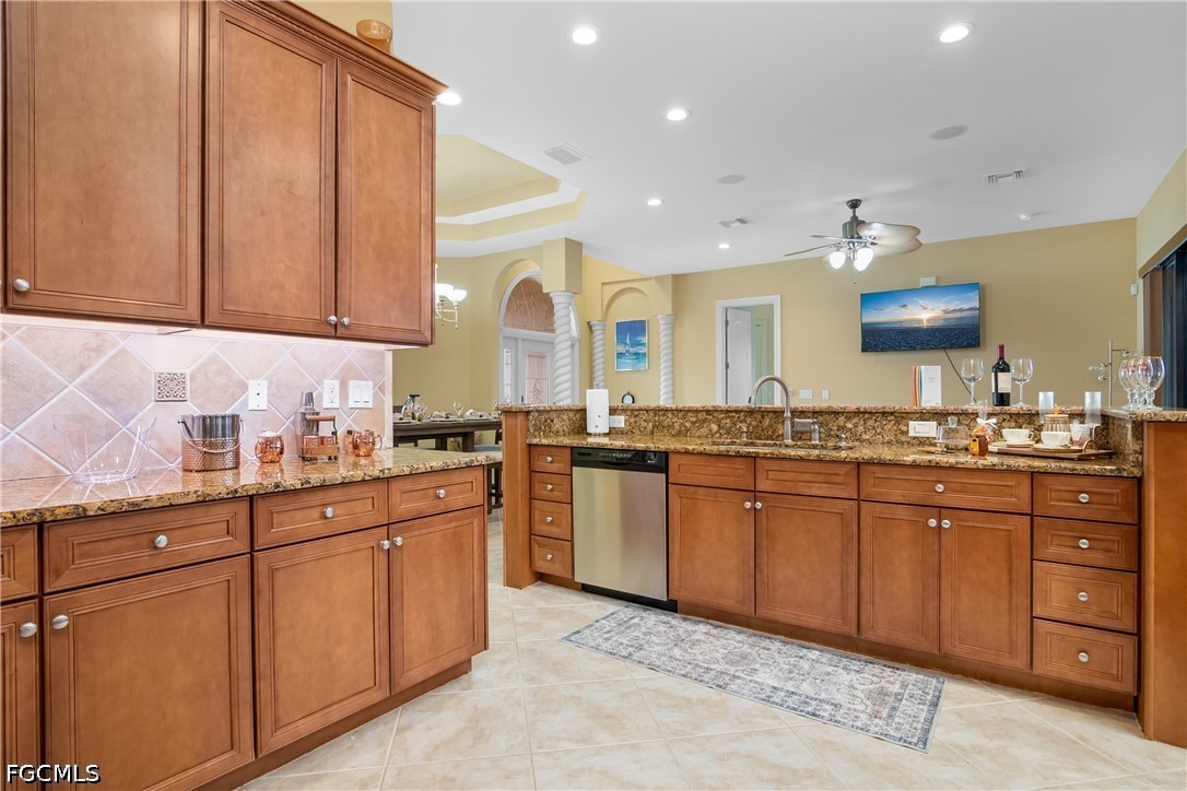 3 Bed Pool Home for Sale in Cape Coral, photo 47