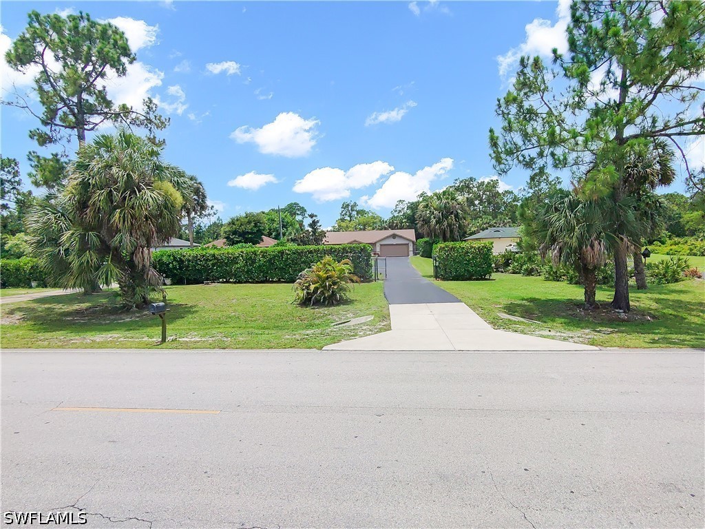 3 Bed SingleFamilyResidence for Sale in Naples, photo 47