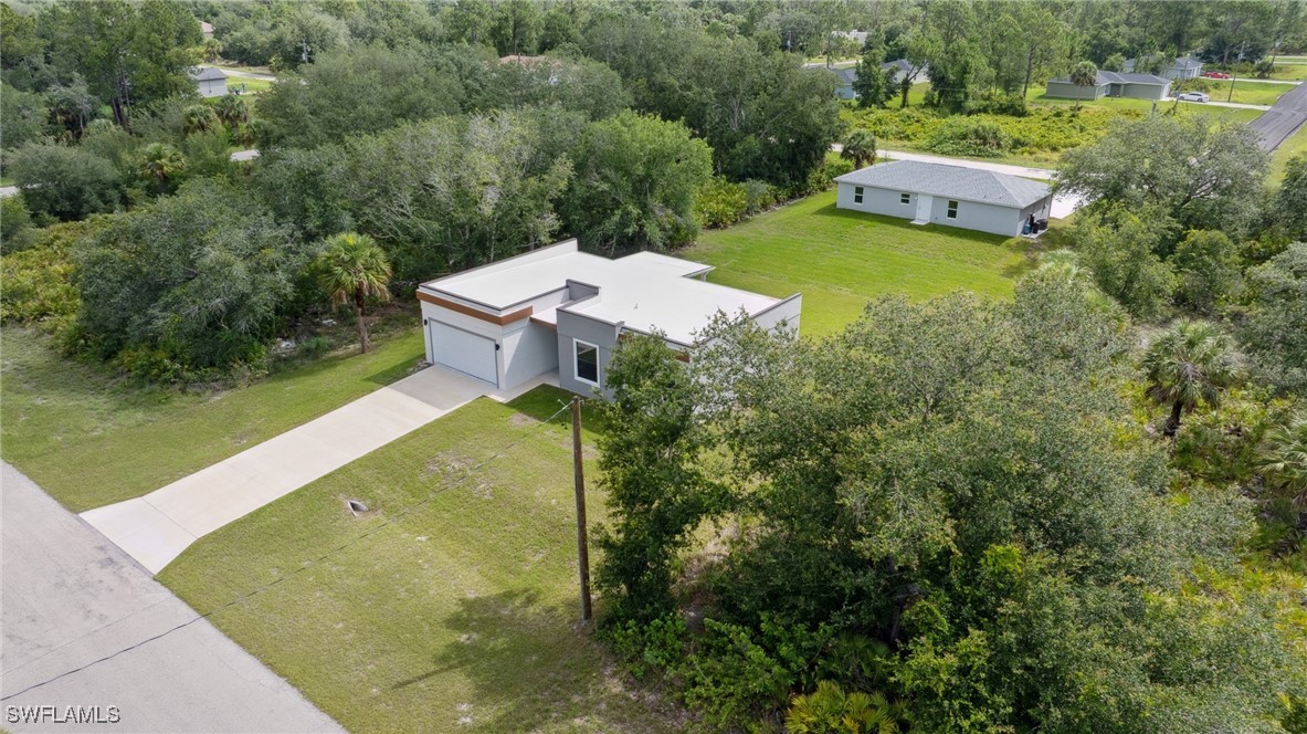 3 Bed SingleFamilyResidence for Sale in Lehigh Acres, photo 48
