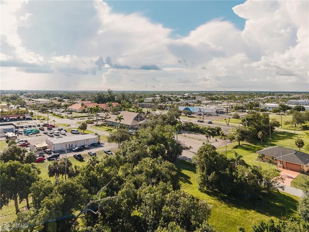 3 Bed SingleFamilyResidence for Sale in Punta Gorda, FL — photo 48