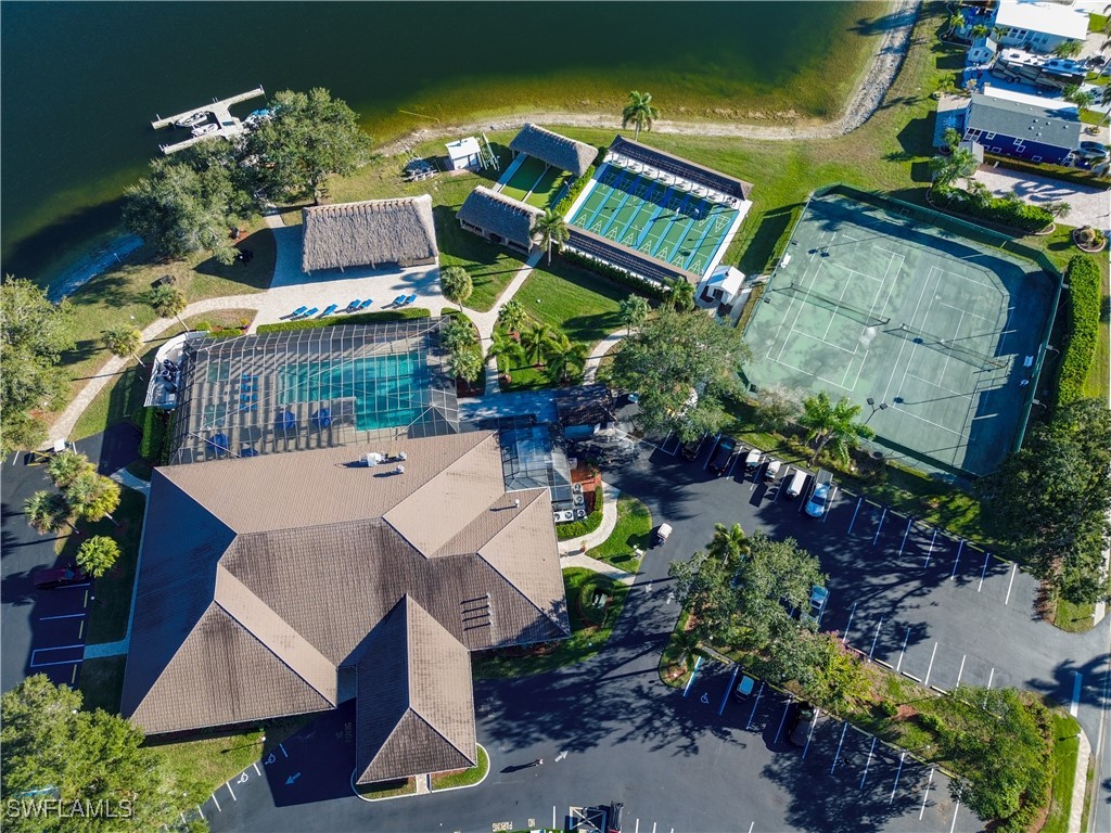 1 Bed Waterfront Home for Sale in Naples, photo 48