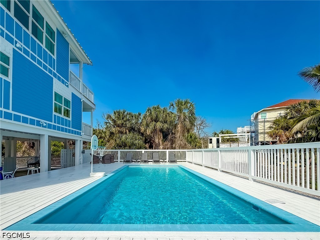 4 Bed Pool Home for Sale in Upper Captiva, photo 48
