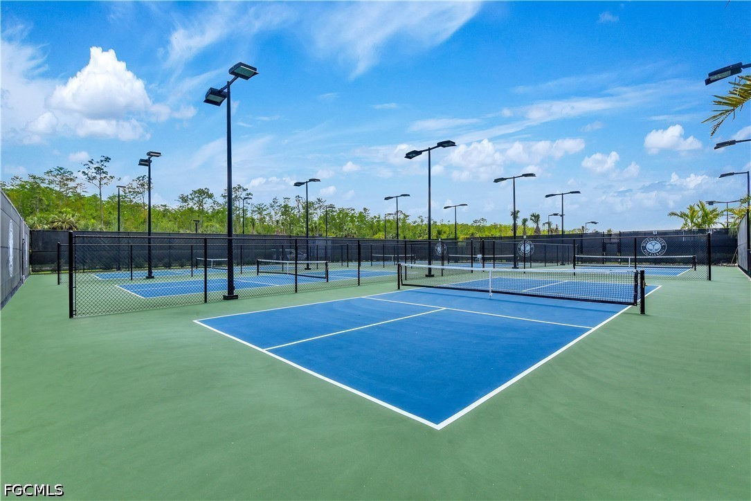 3 Bed SingleFamilyResidence for Sale in Estero, photo 48