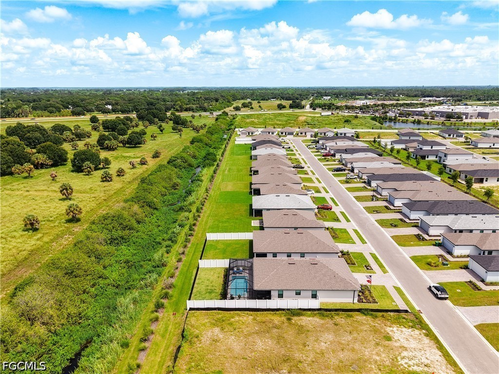 4 Bed SingleFamilyResidence for Sale in Caloosa Cove, photo 48