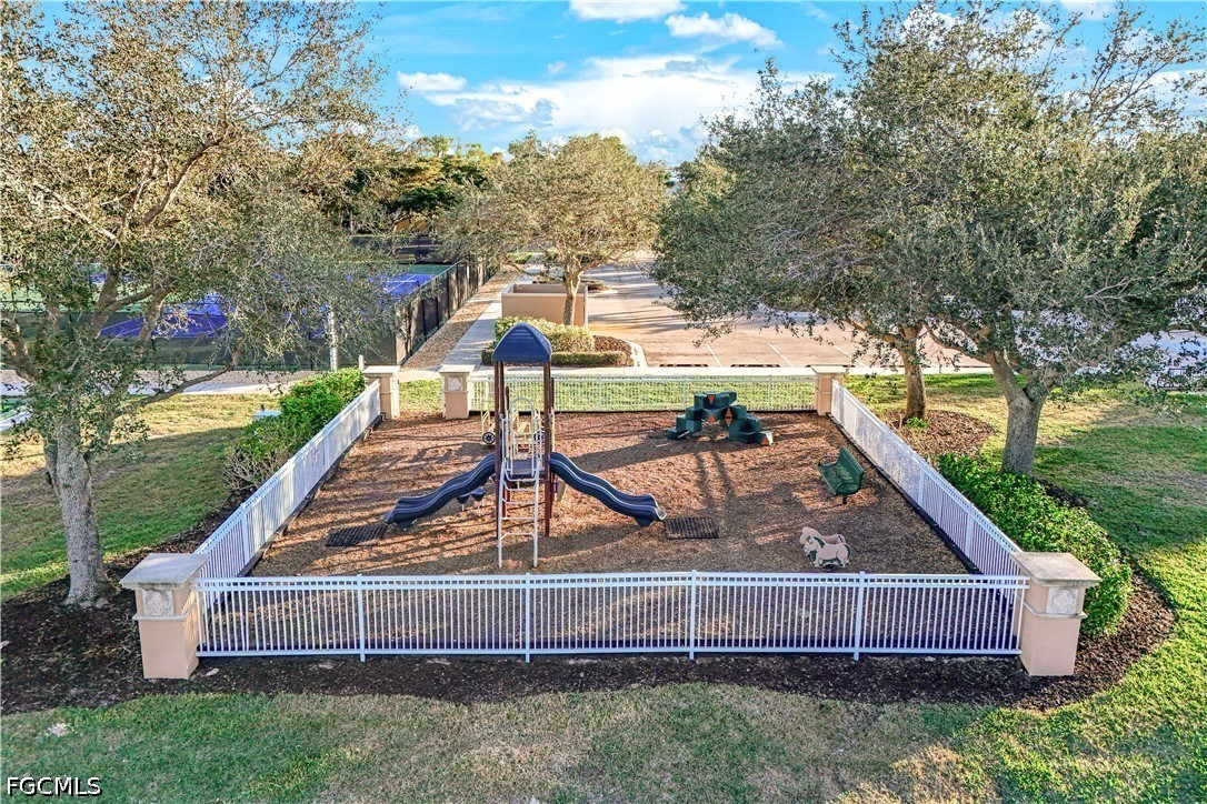 3 Bed Pool Home for Sale in Bell Tower Park, photo 48