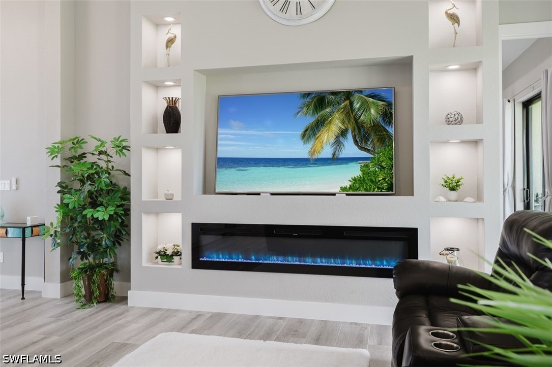 3 Bed SingleFamilyResidence for Sale in Cape Coral, photo 48