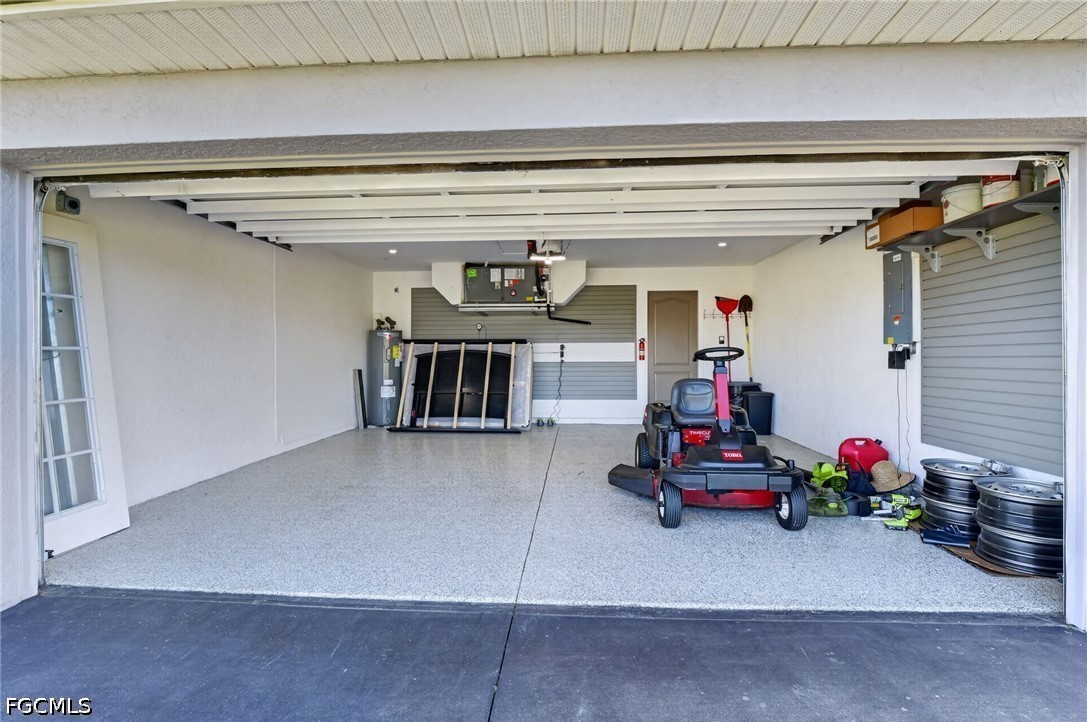 3 Bed SingleFamilyResidence for Sale in Cape Coral, photo 48