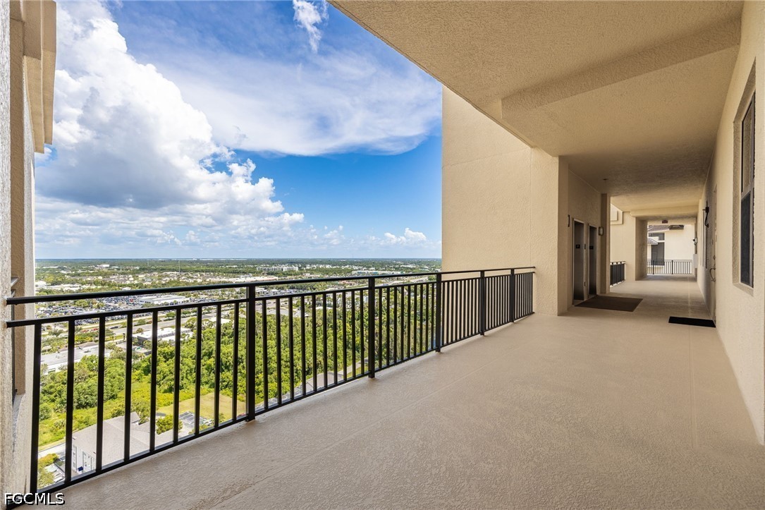 4 Bed Waterfront Home for Sale in Fort Myers, photo 48