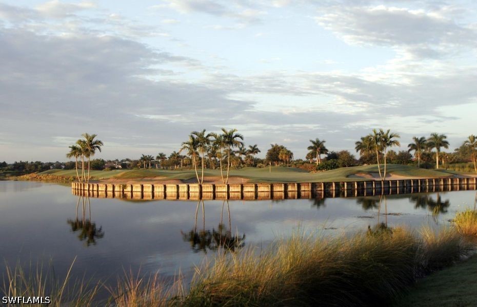 3 Bed Condominium for Sale in Heritage Bay, photo 48