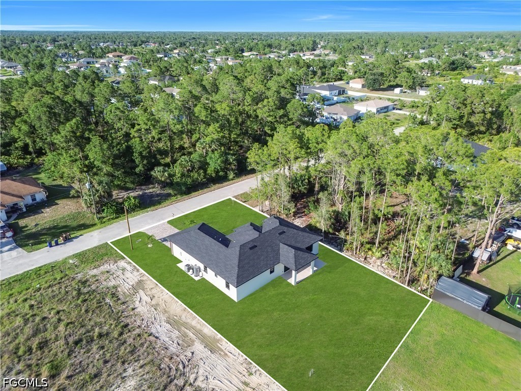 4 Bed SingleFamilyResidence for Sale in Lehigh Acres, photo 48
