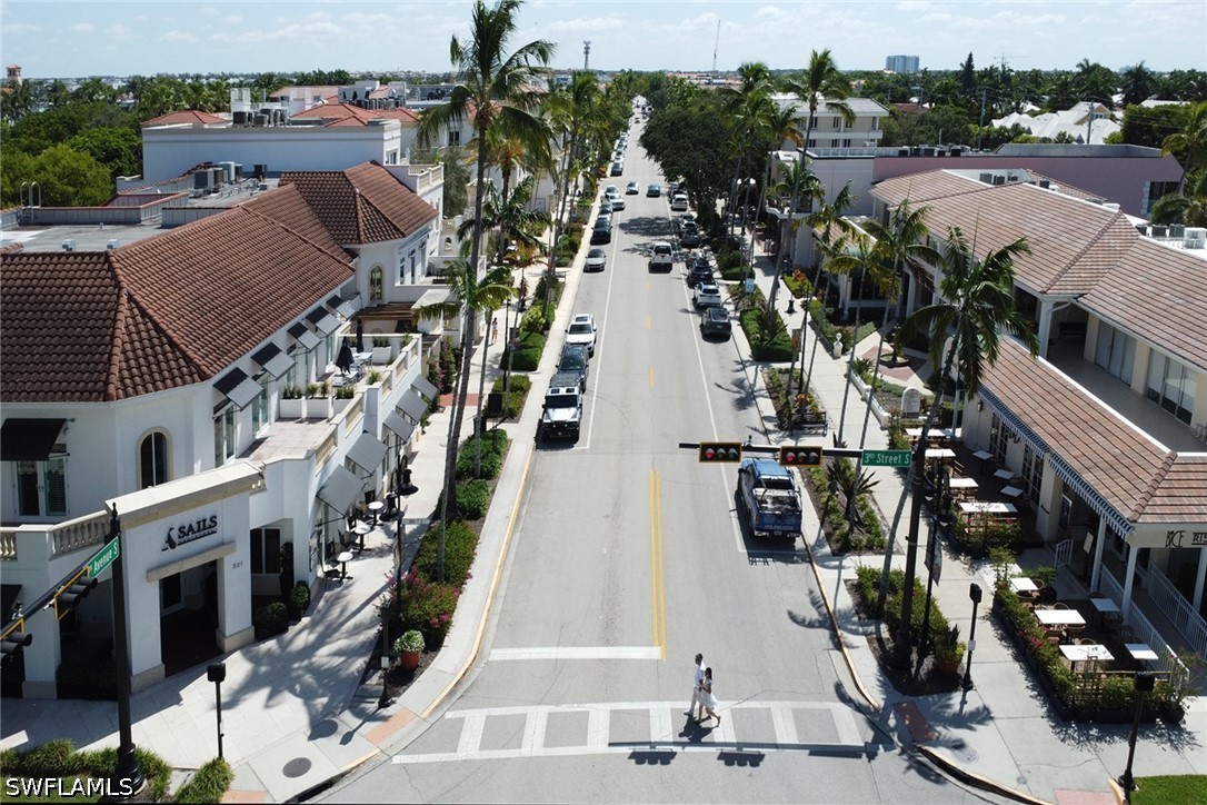 2 Bed Condominium for Sale in Naples, photo 48