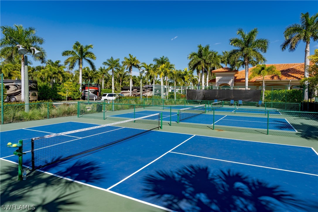 Waterfront Home for Sale in Naples, photo 49