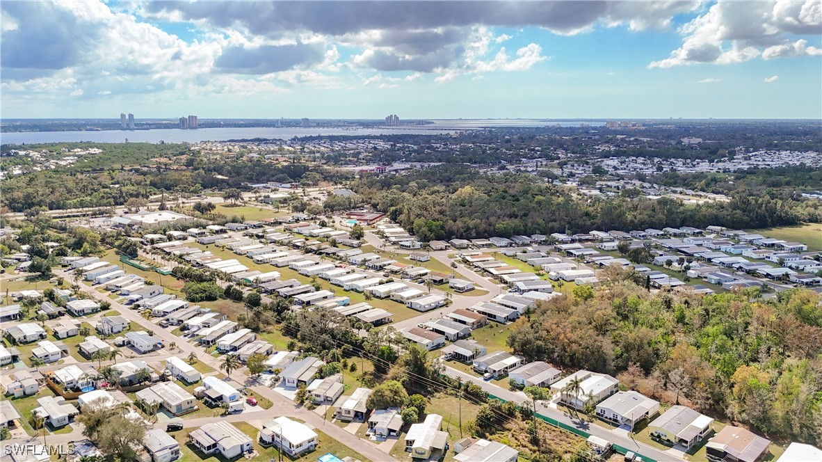 2 Bed ManufacturedHome for Sale in Mobile Manor, FL, $75,000 — photo 49