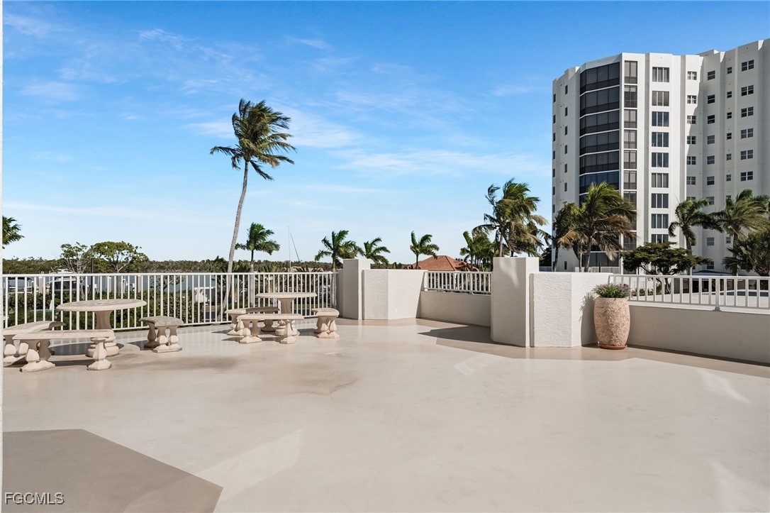 2 Bed Waterfront Home for Sale in Waterside At Bay Beach, photo 49