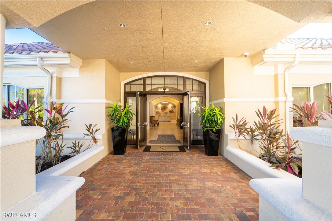 2 Bed SingleFamilyResidence for Sale in Naples, photo 49
