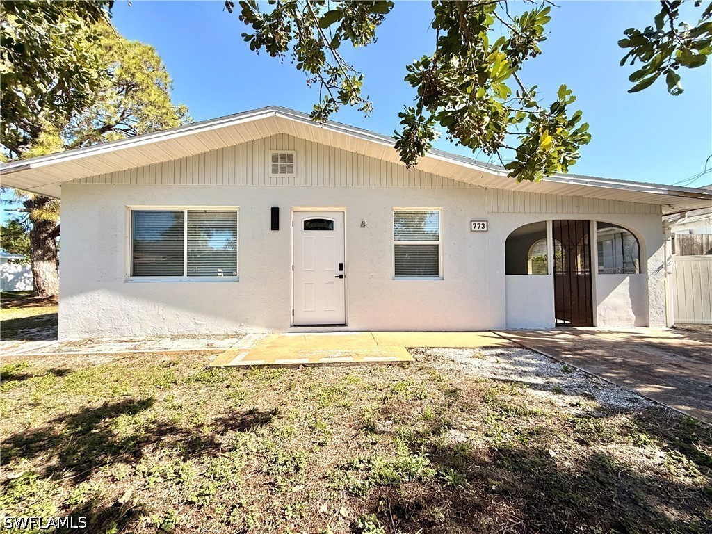 3 Bed SingleFamilyResidence for Sale in Naples, FL, $3,700 — photo 49