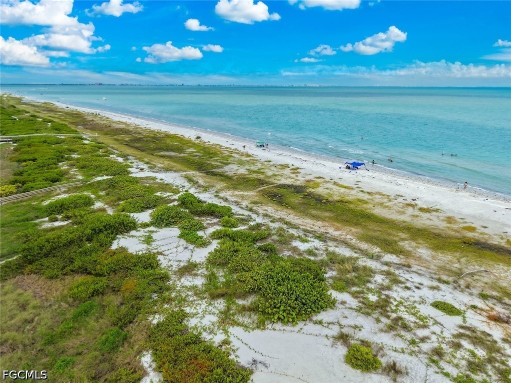 2 Bed Pool Home for Sale in Sanibel, FL, $779,000 — photo 49